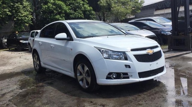 Gm Cruze 1.8 2013  Parachoque Airbag Retrovisor Farol Porta Motor Lanterna Sucata