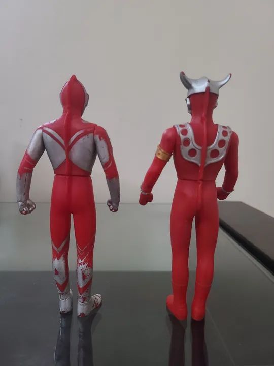 Bonecos Ultraman Bandai - Foto 4