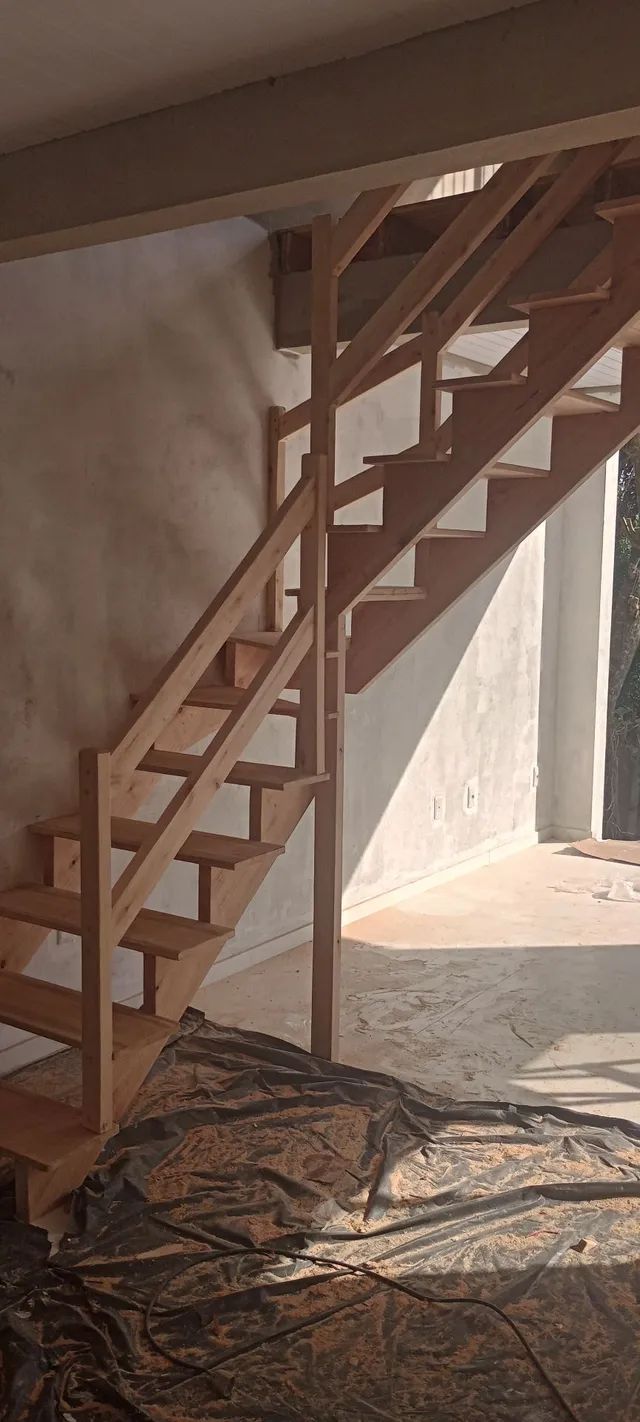 Escadas de madeiras 