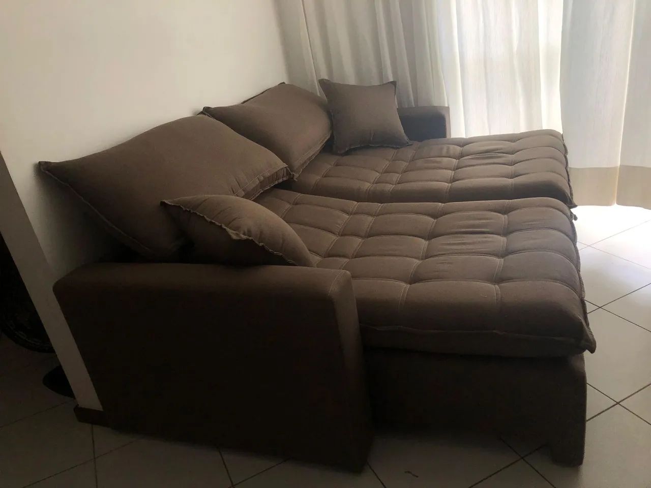 Esse sofá é muito confortável e lindo idal para APs pequenos pois não tem caixa  - Foto 3