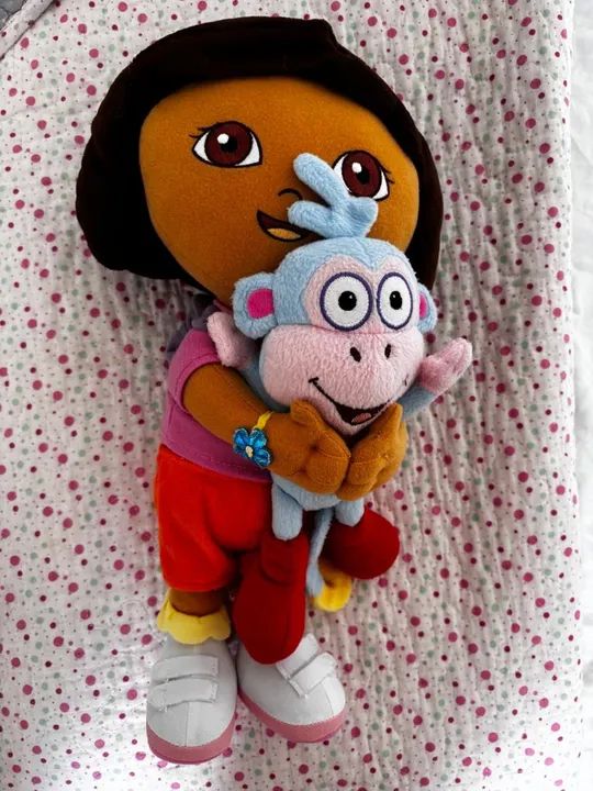 Boneca Dora Aventureira 