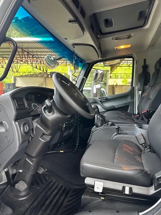 Acello 1017 2023 extra novo 6mil km  - Foto 3