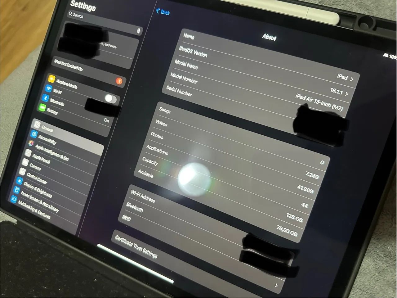 iPad Air 13-inch (M2) - 128GB - Novo