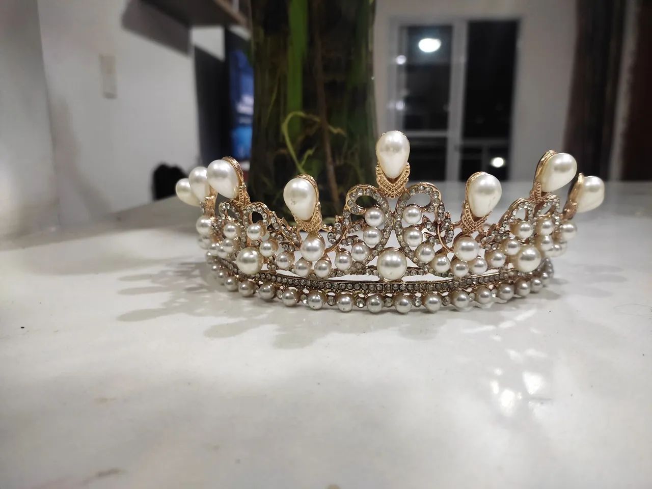 Coroa de Pérolas e Strass
