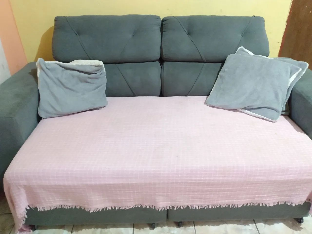 Sofá retrátil 