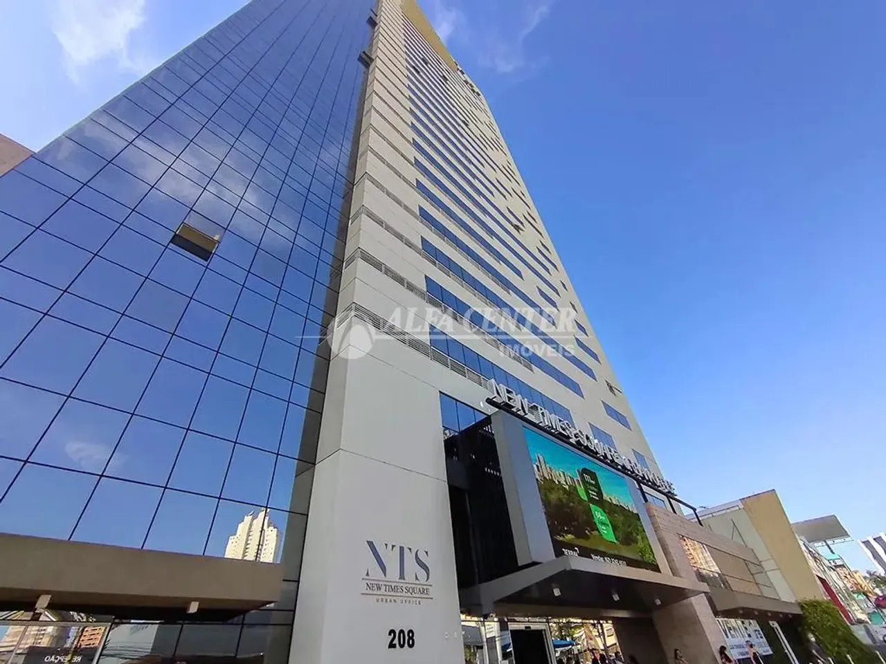 Sala Comercial de 39 m² para alugar por R$ 2.800/mensais no Setor Bueno - Goiânia