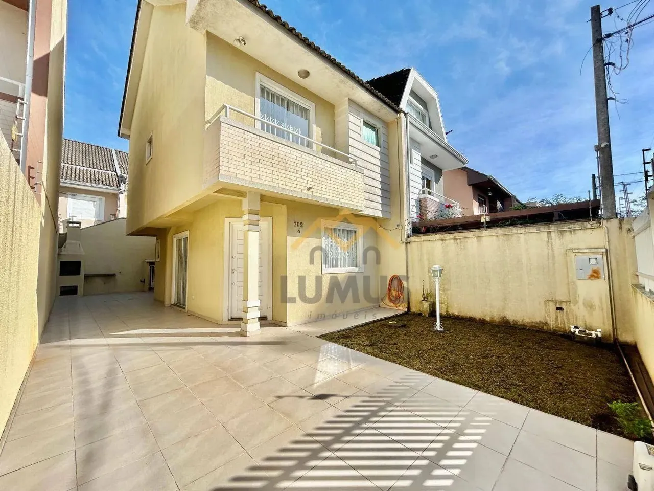 Sobrado com 3 dormitórios à venda, 94 m² por R$ 629.900,00 - Novo Mundo - Curitiba/PR