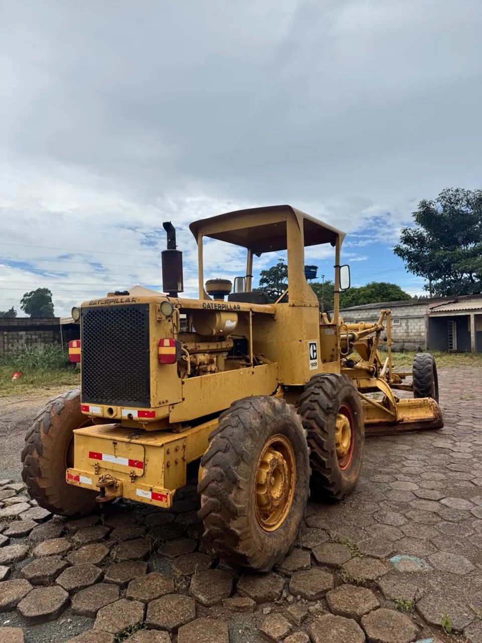 Motoniveladora Caterpillar 120B