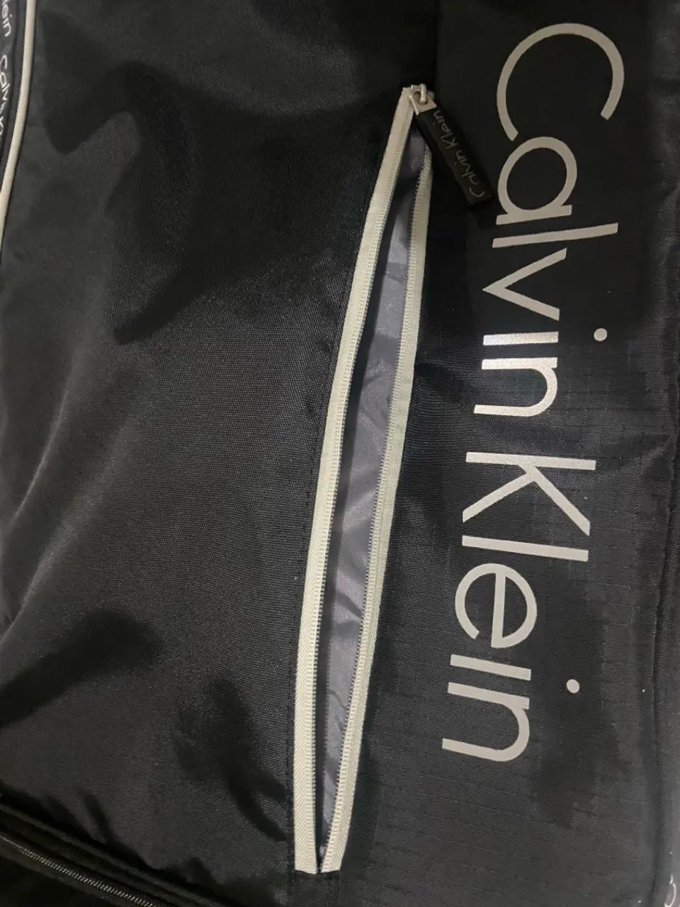 Mala Calvin Klein 23kg - Foto 3