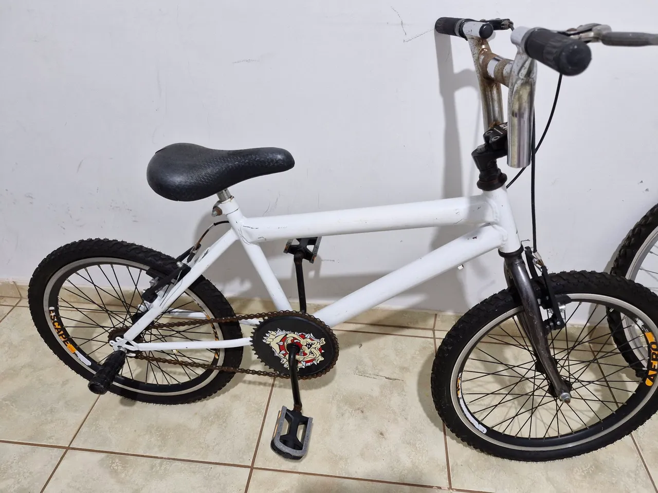 Bicicleta BMX Branca