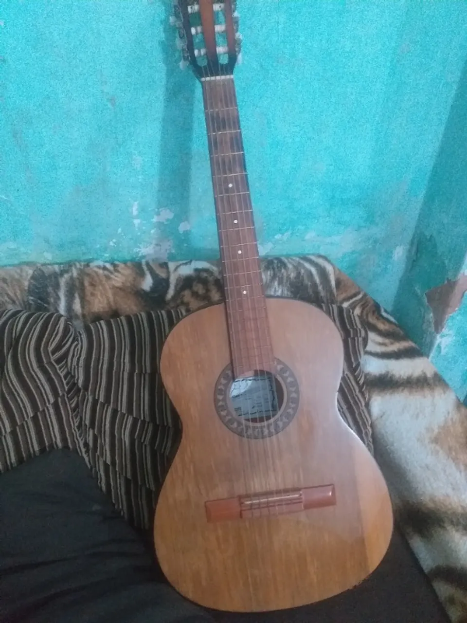 Violão clave ótimo para aprender ou praticar valor 150 zap *