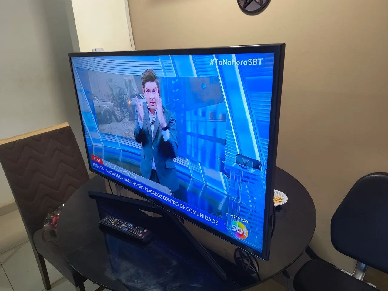 Smart Tv Samsung 40 resolução 4k UHD perfeito estado rara de encontrar - Foto 4