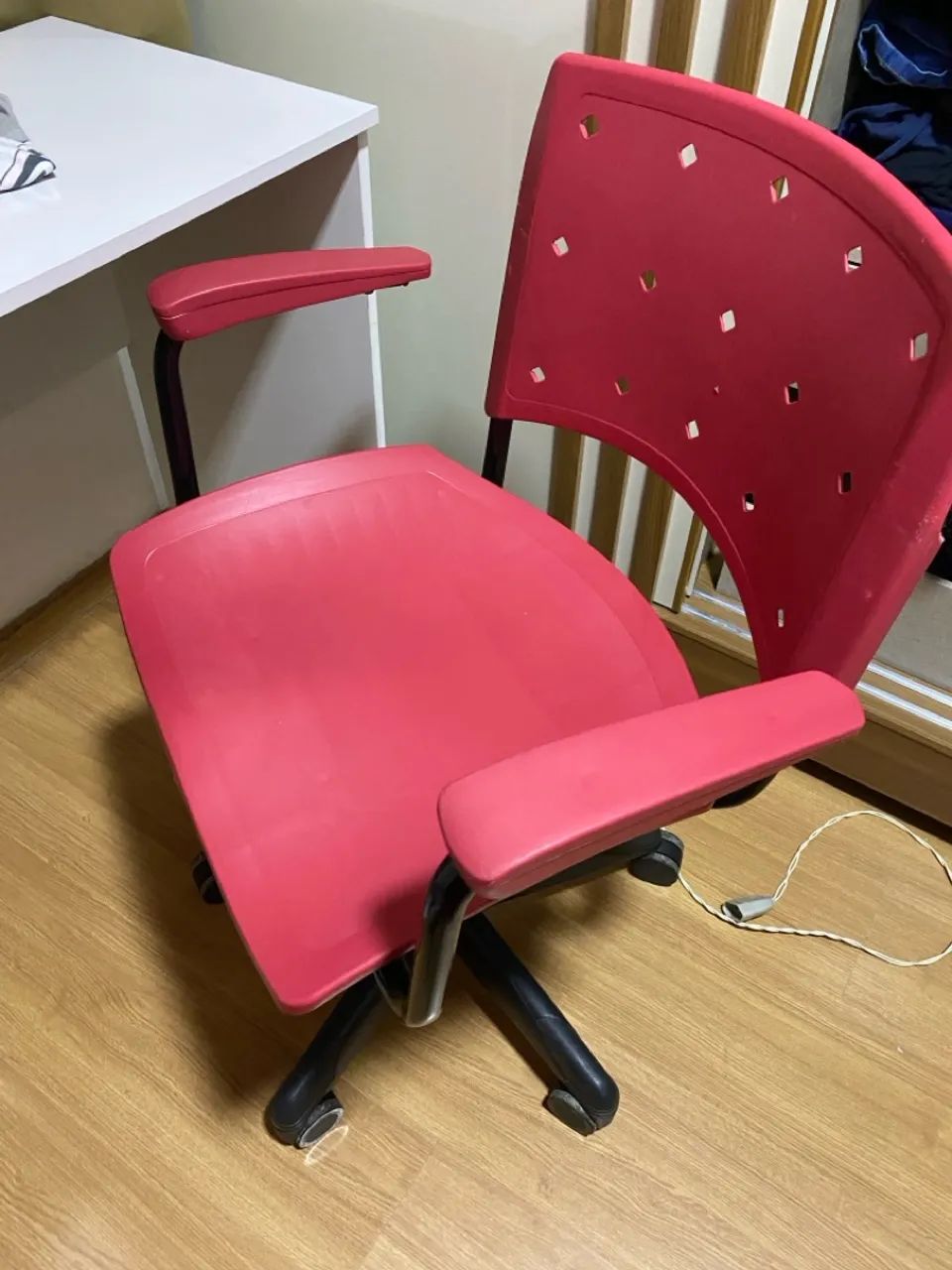 Cadeira giratória  - Foto 3