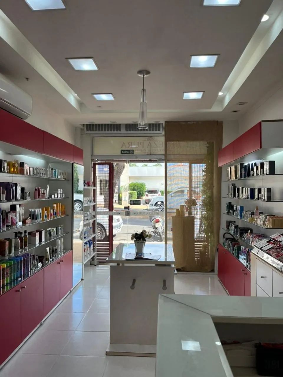 Vendo Móveis Comerciais de Loja - Oportunidade! - Foto 4
