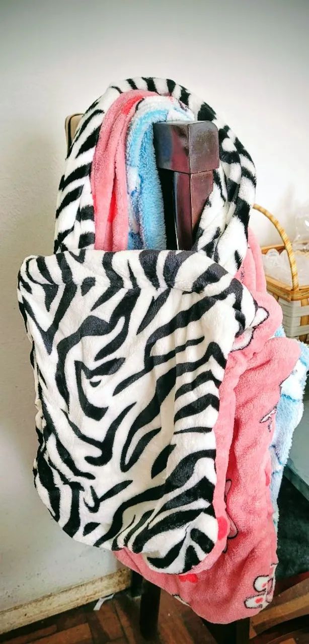 Bolsas fluffy 5 por 80 reais