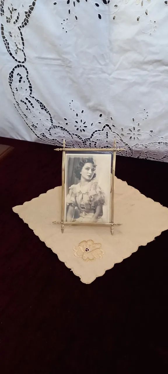 Antigo Porta Retrato De Bronze Decada De 40 - Foto 2