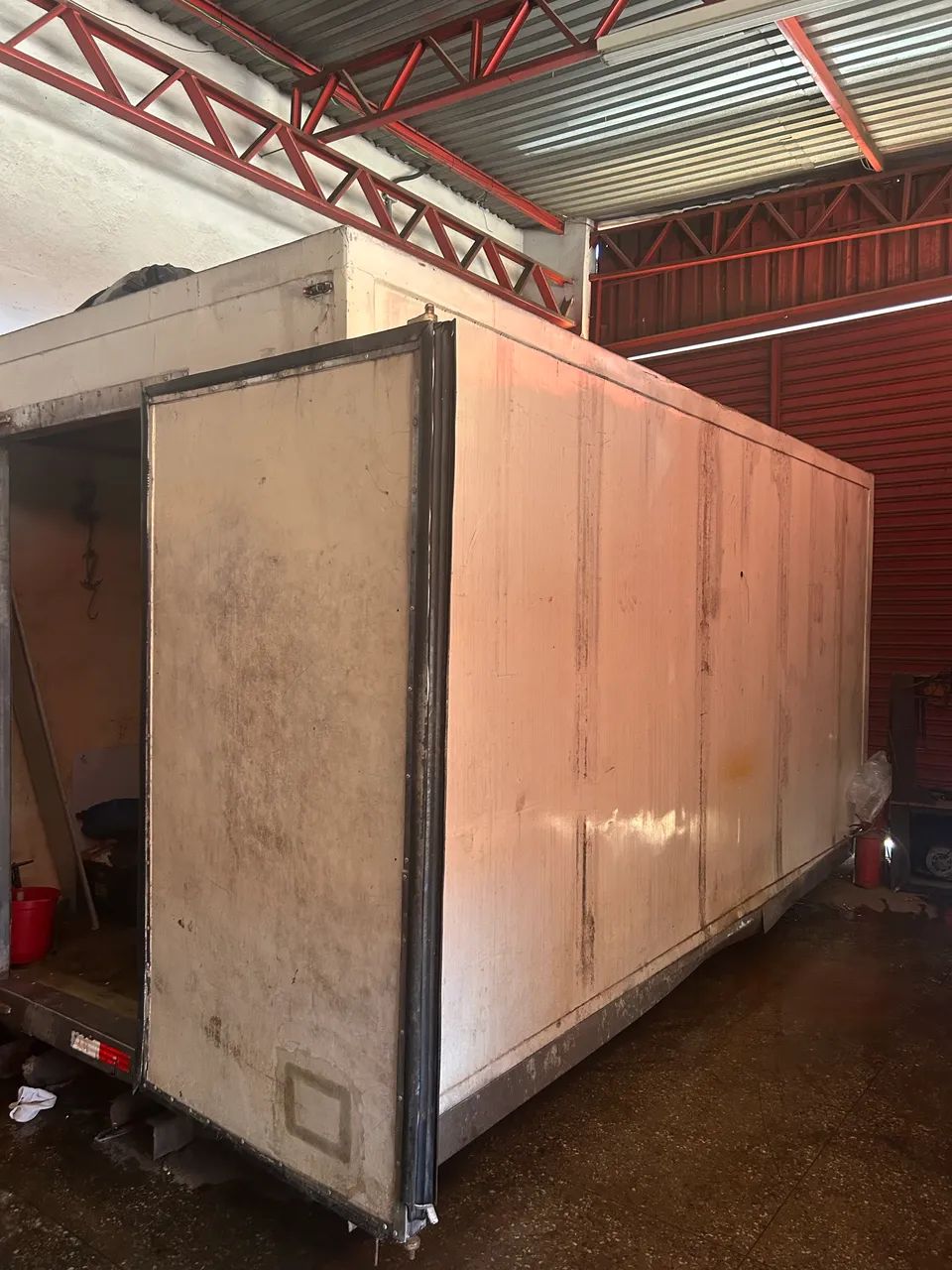 Bau para caminhão 3/4 ganhcheiro  - Foto 2