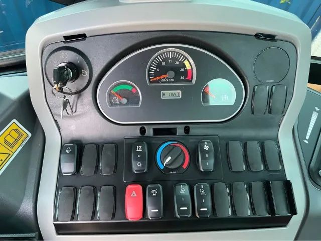 Retroescavadeira Caterpillar  416 F2 Ano 2020 - Foto 6