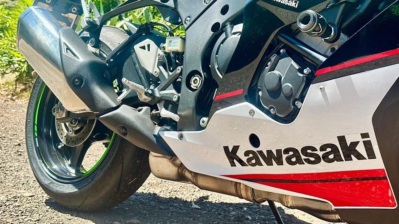 Kawasaki Zx-10/ Zx-10r 1000cc 2022 - 1462931724 | OLX