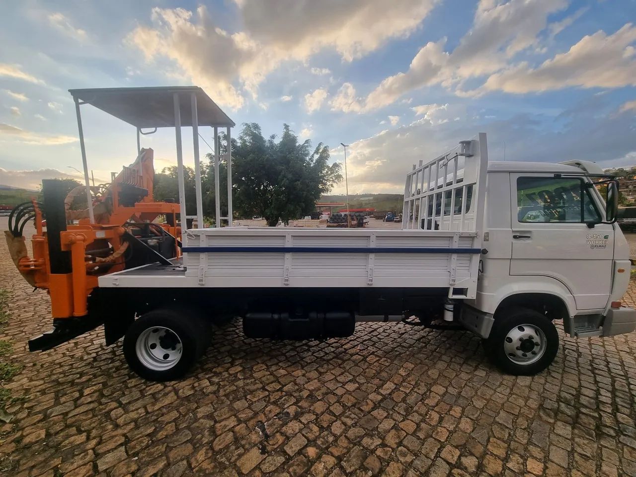 Caminhão 3/4 Worker 8-150 - Foto 9