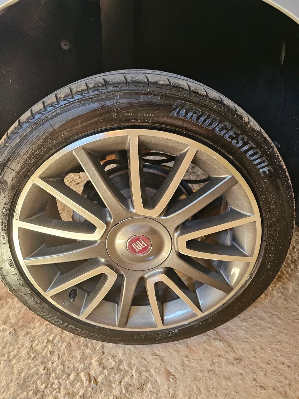 Roda de Liga Leve Fiat Bravo lAro 17