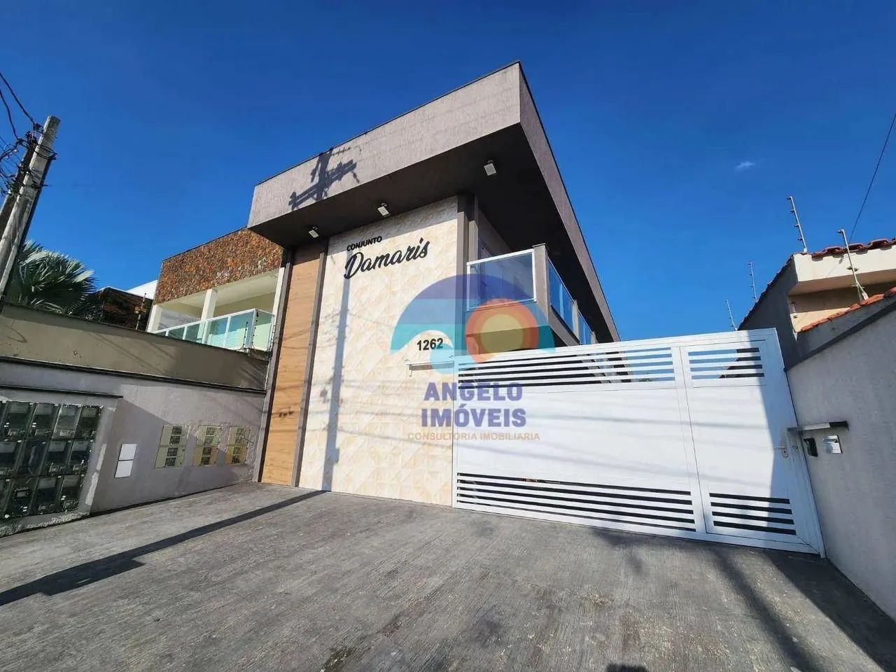 Apartamento com 1 dormitório para alugar, 32 m² por R$ 1.300,00/mês - Centro - Peruíbe/SP