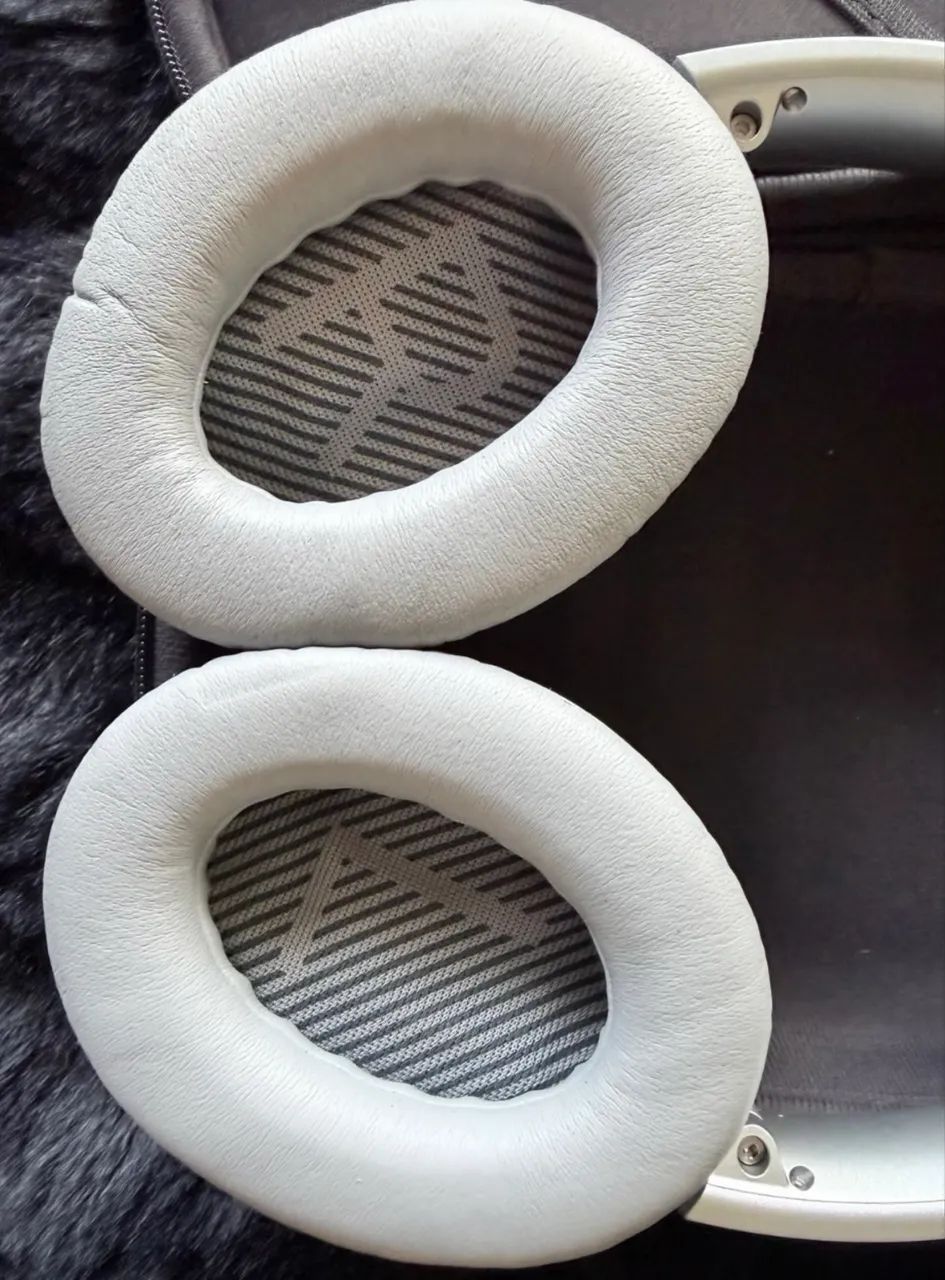 Fone Bose Quietcomfort 35 noise cancelling silver novíssimo