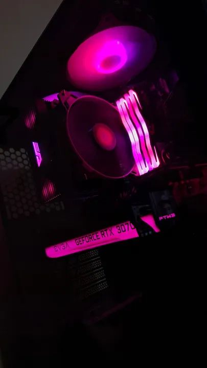Kit de Memória RAM GEIL 4x8GB DDR4 3000MHz RGB - Foto 2