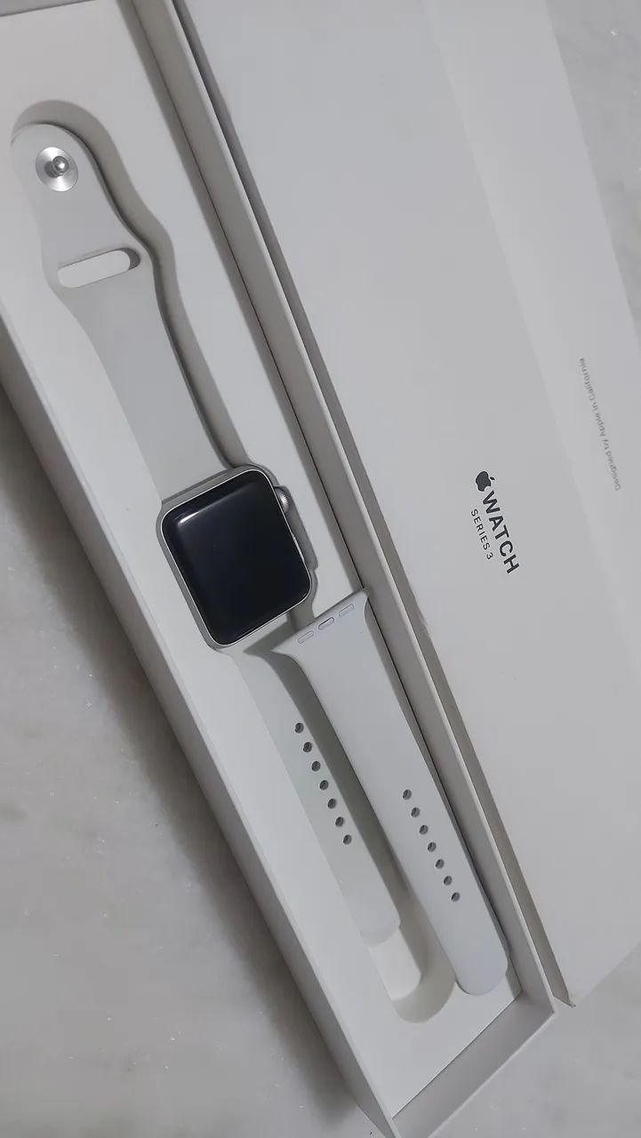Apple Watch series 3 - 42mm Silver Aluminium - Foto 3