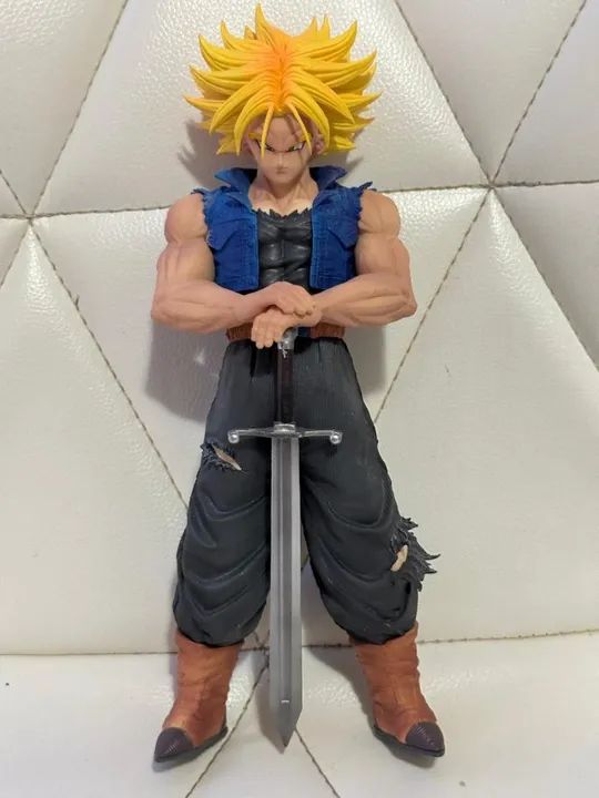 Action Figure TRUNKS DO FUTURO!