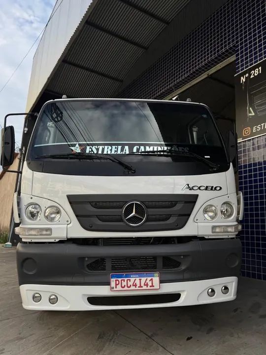 Caminhão MB ACCELO 1016  - Foto 5