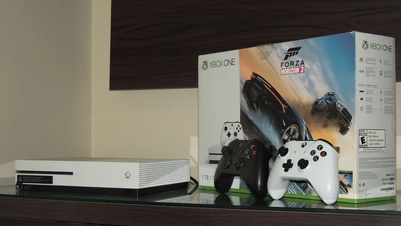 Xbox One S 1 tera versão especial do Forza Horizon 3 hotwells bundle