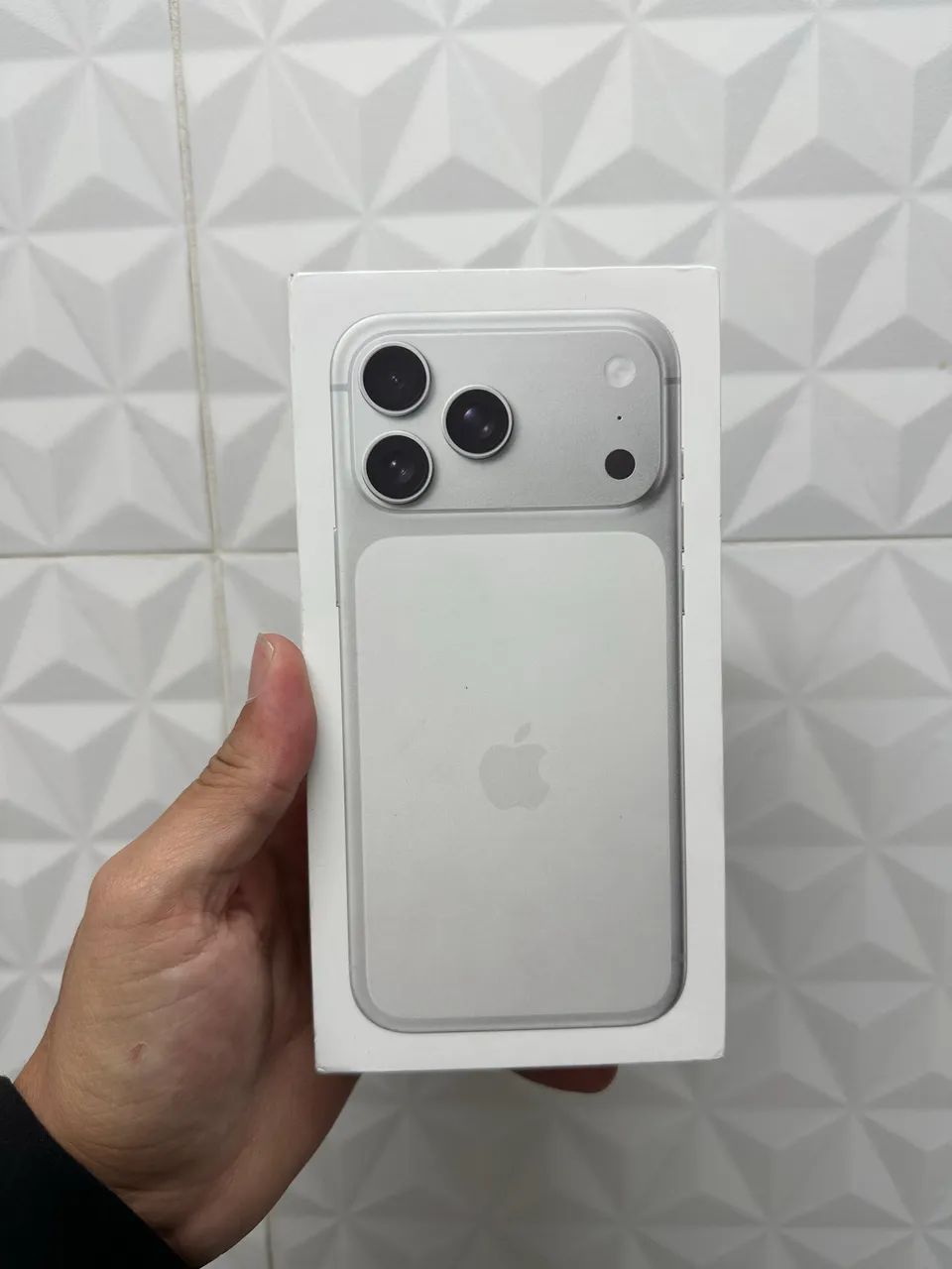 iPhone17 Pro MAX 1TB シルバー Comprar iPhone 17 Pro Max de 1 TB – Prateado - Apple (BR)