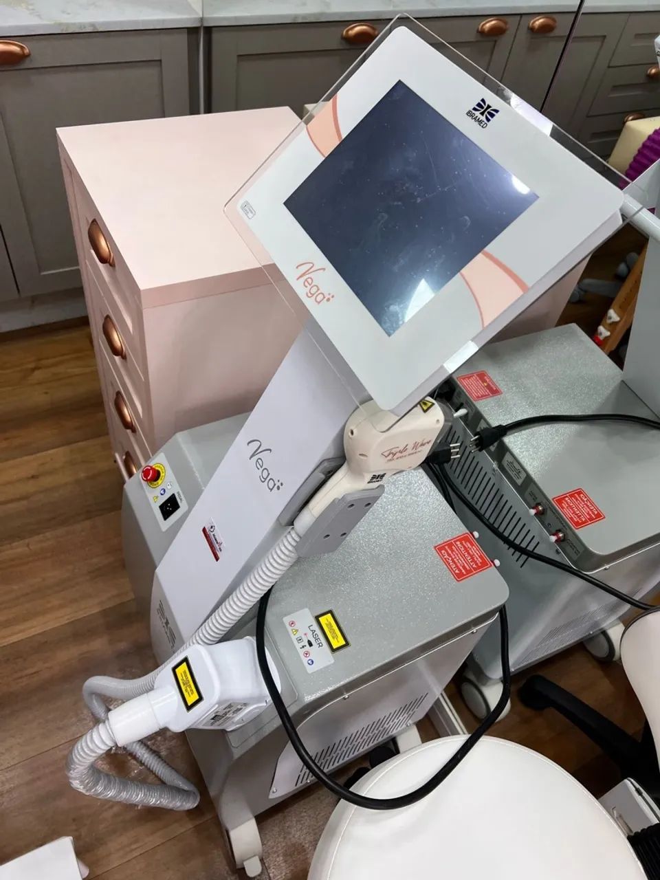 Aparelho laser para depilação semi novo  - Foto 3