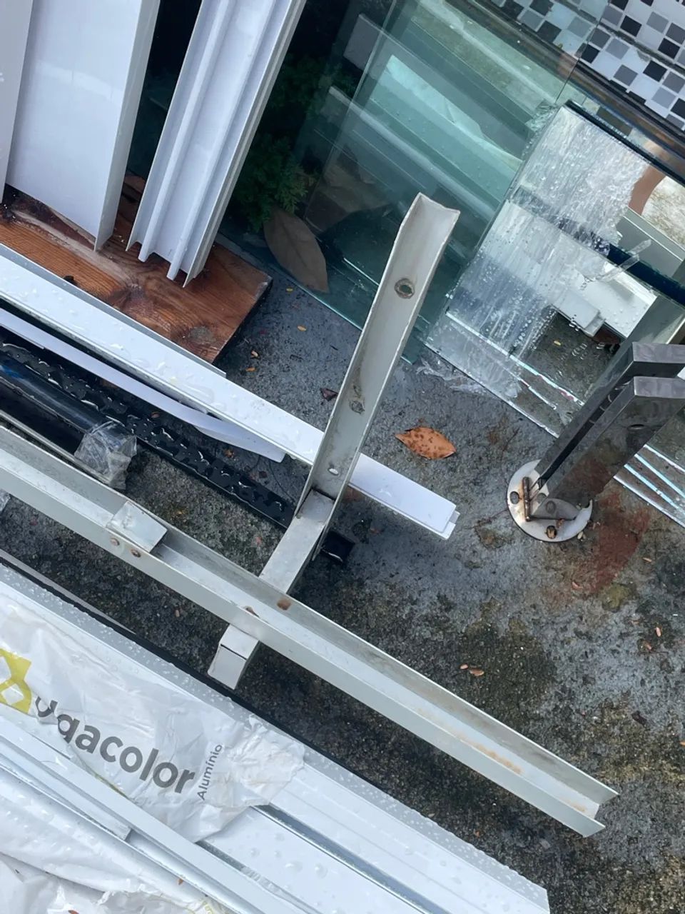 VENDO!!! Porta de Alumínio para Garagem de correr  - Foto 4