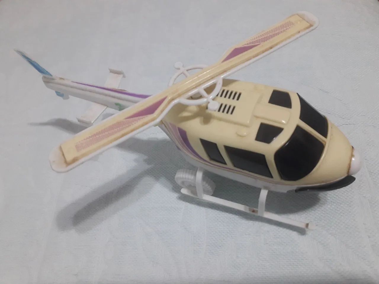 Helicóptero para brinquedo  e  coleção