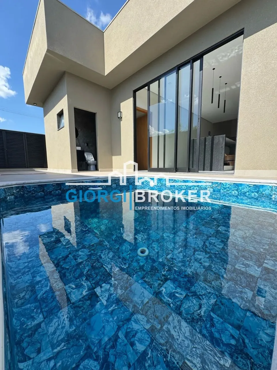 Espetacular Casa de 3 Quartos no Condomínio Damha Fit em Ipiguá-SP, com Piscina, Churrasqu