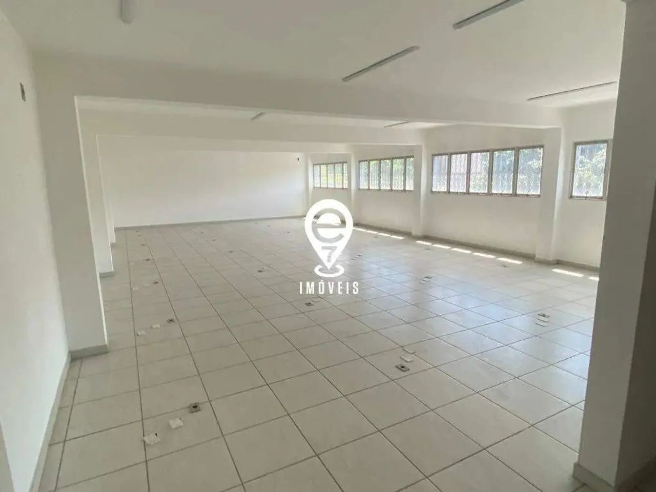 EXCELENTE PREDIO COMERCIAL PARA LOCAÇÃO COM 984m² - Foto 5