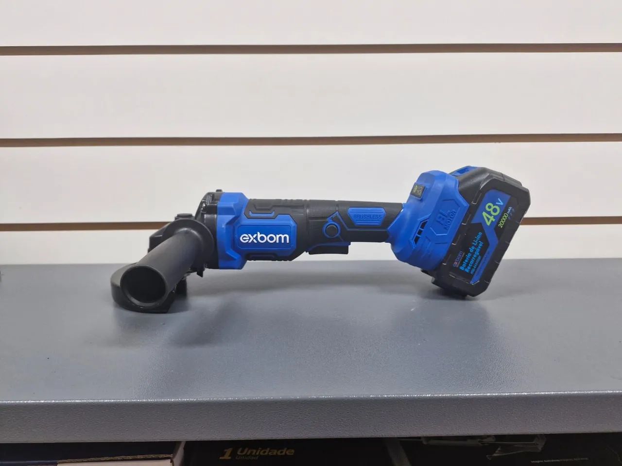 Esmerilhadeira Angular a Bateria 21v - Foto 3