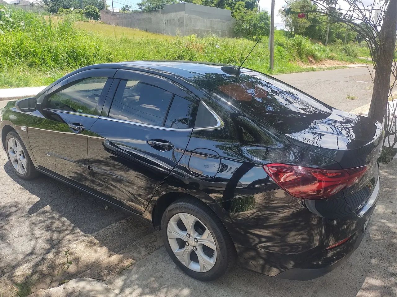 Ônix sedan Premium 2020 aceito troca - Foto 3