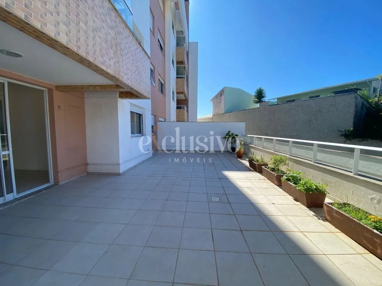 Apartamento para Venda em Florianópolis, Abraão, 2 dormitórios, 1 suíte, 2 banheiros, 1 va