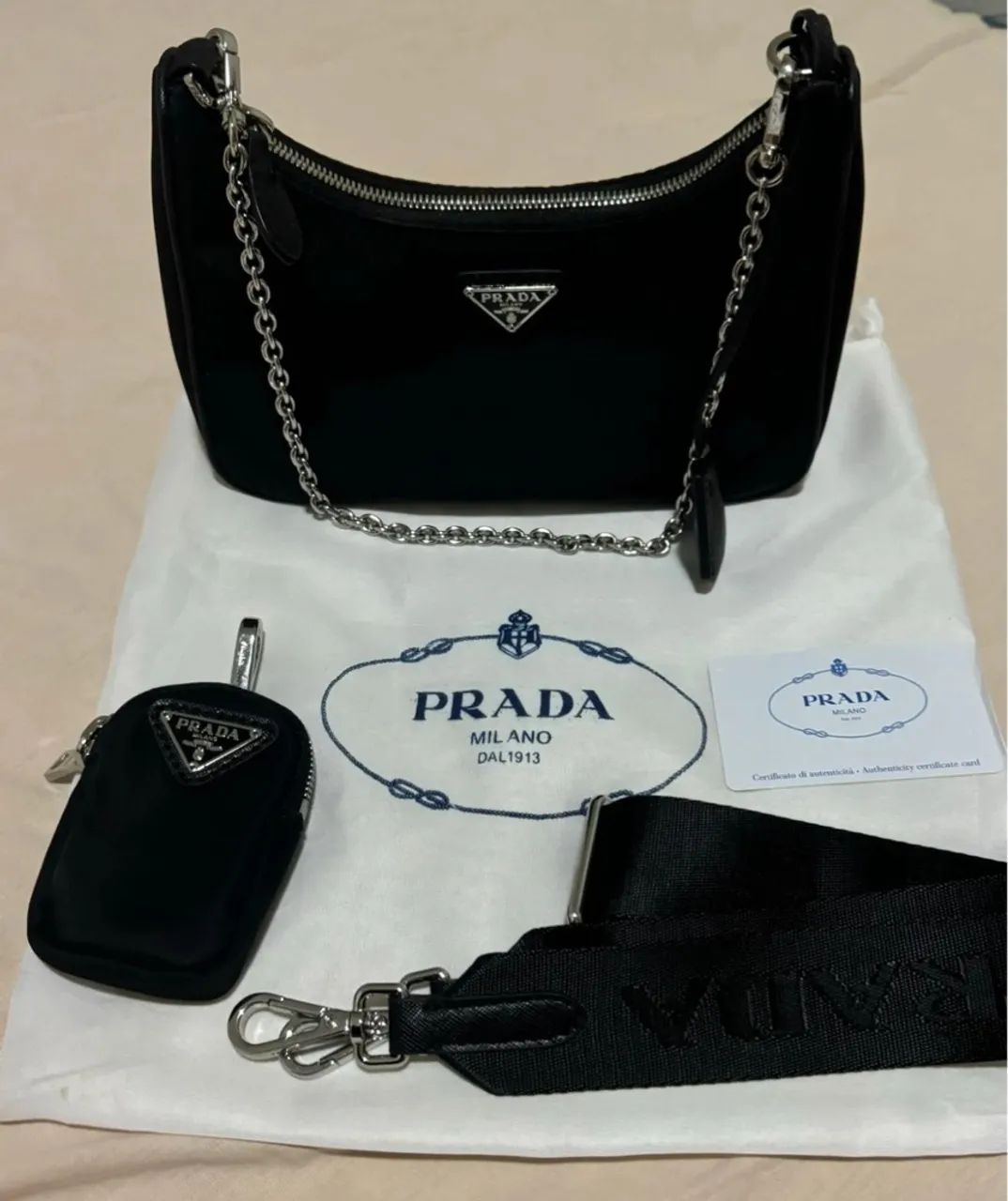 Bolsa Prada Re-Edition 2005