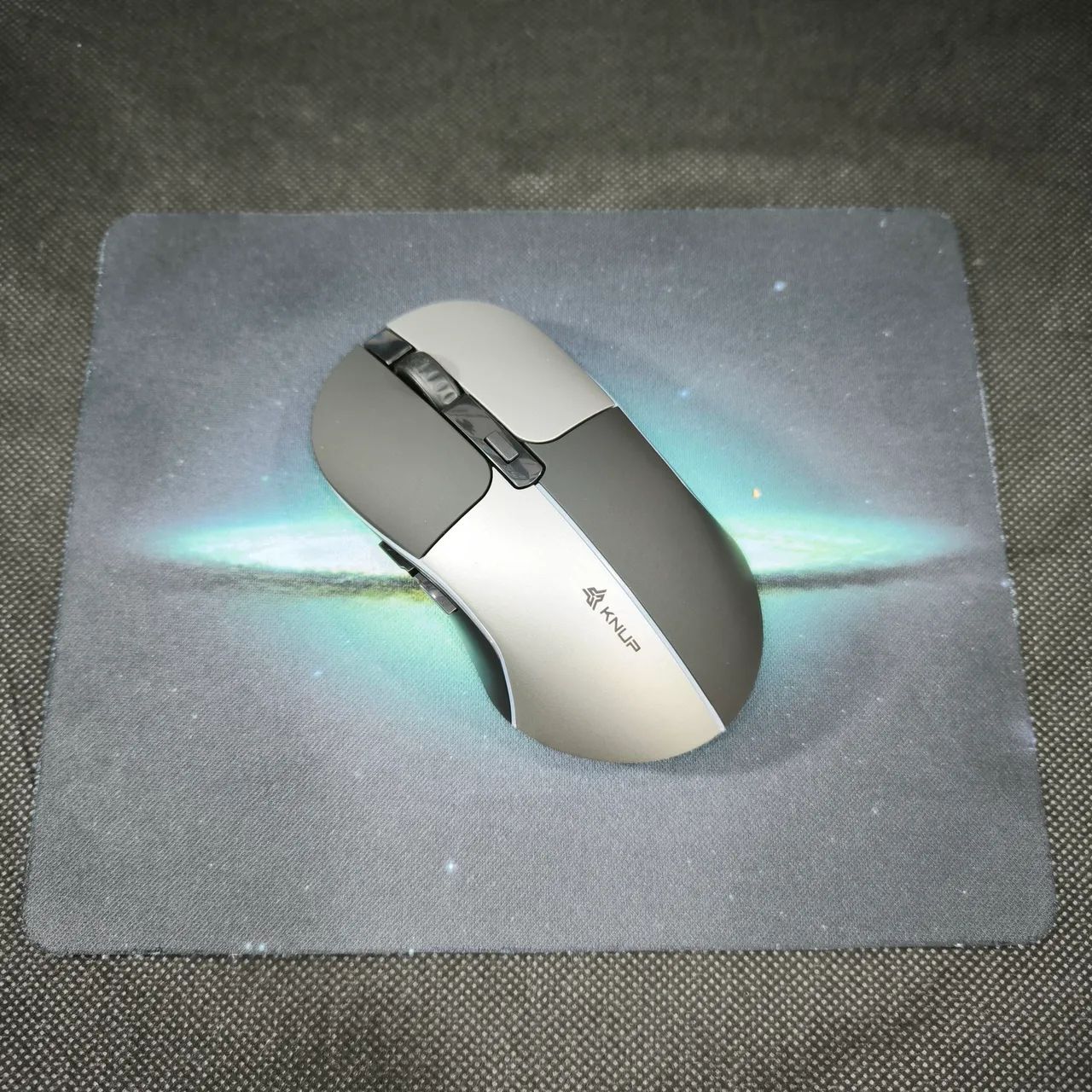 Mouse gamer sem fio Bluetooth Recarregável Com mouse pad - Foto 2