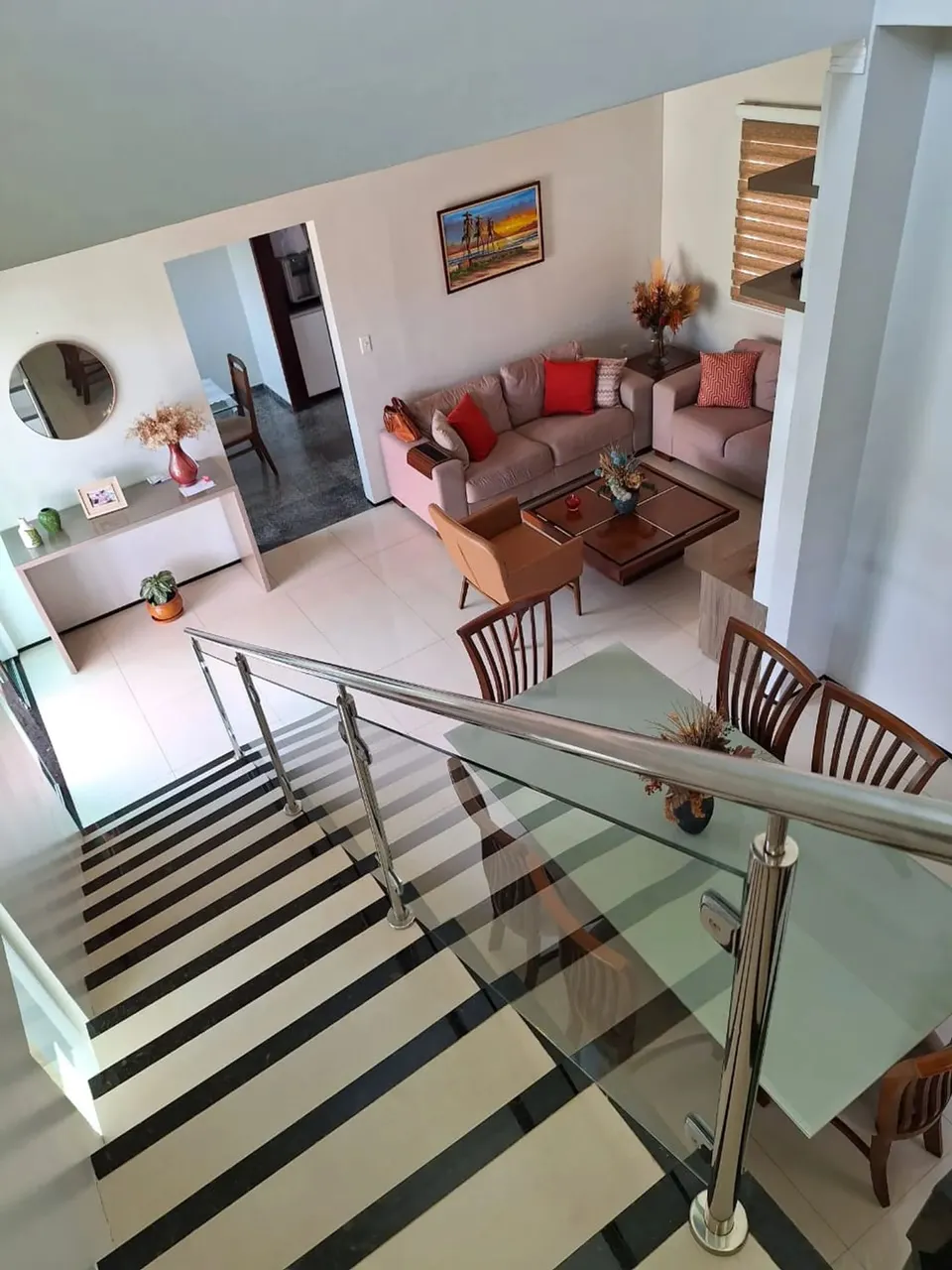 Vendo linda casa duplex na Chácara Brasil
