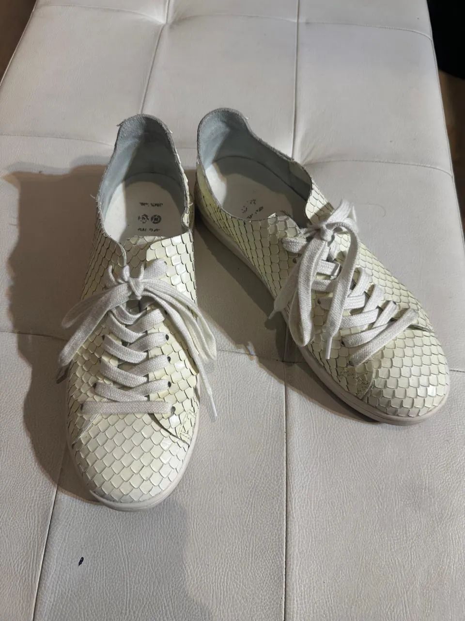 Tênis Schutz belíssimo!!! Em estado de novo!! Puro estilo 