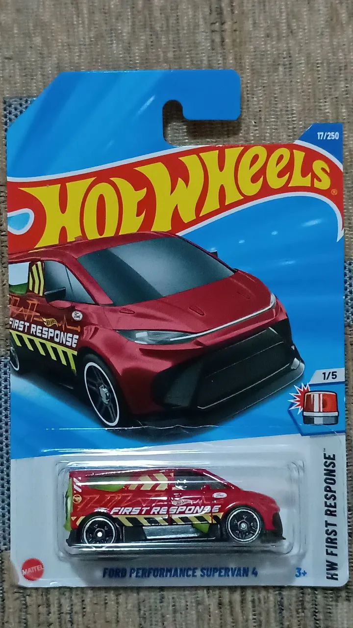 Carro Hot Wheels Ford Performance Supervan 4 TH