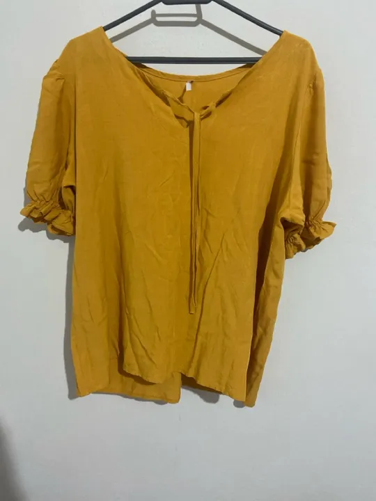 Blusa na cor Mostarda TAM G