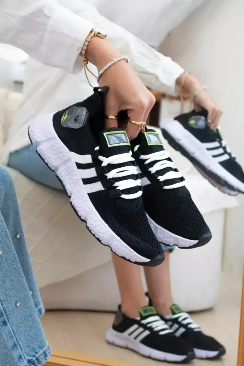Tênis Estilo Adidas 33Y Unissex - Clássico, Confortável e Estiloso (34 ao 43)