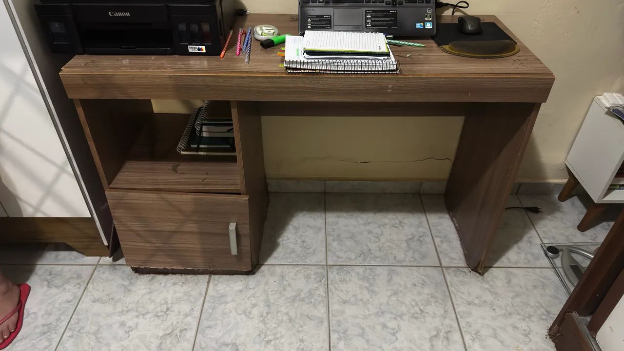 Móvel para estudo 64352408703234120