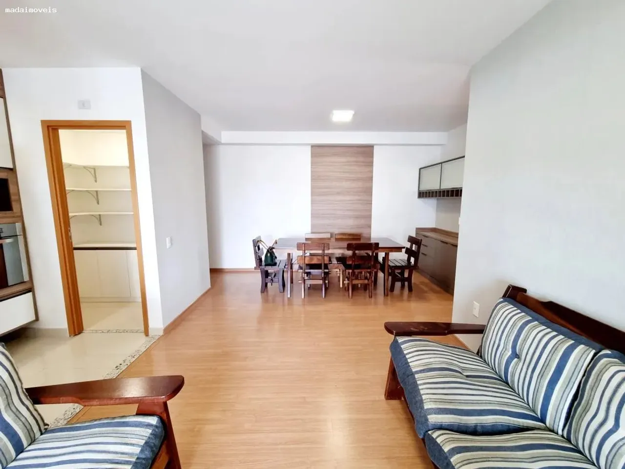Apartamento para Locação em Mogi das Cruzes, Vila Vitória, 2 dormitórios, 1 suíte, 2 banhe